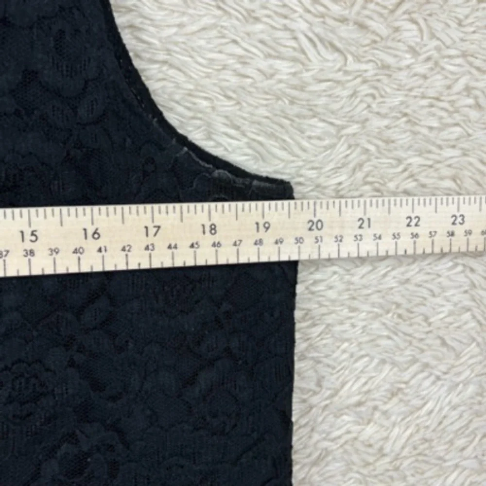 Diversity Blouse Tank Top Womens‎ 14 Black Floral Lace Scoop Neck Lined Pullover